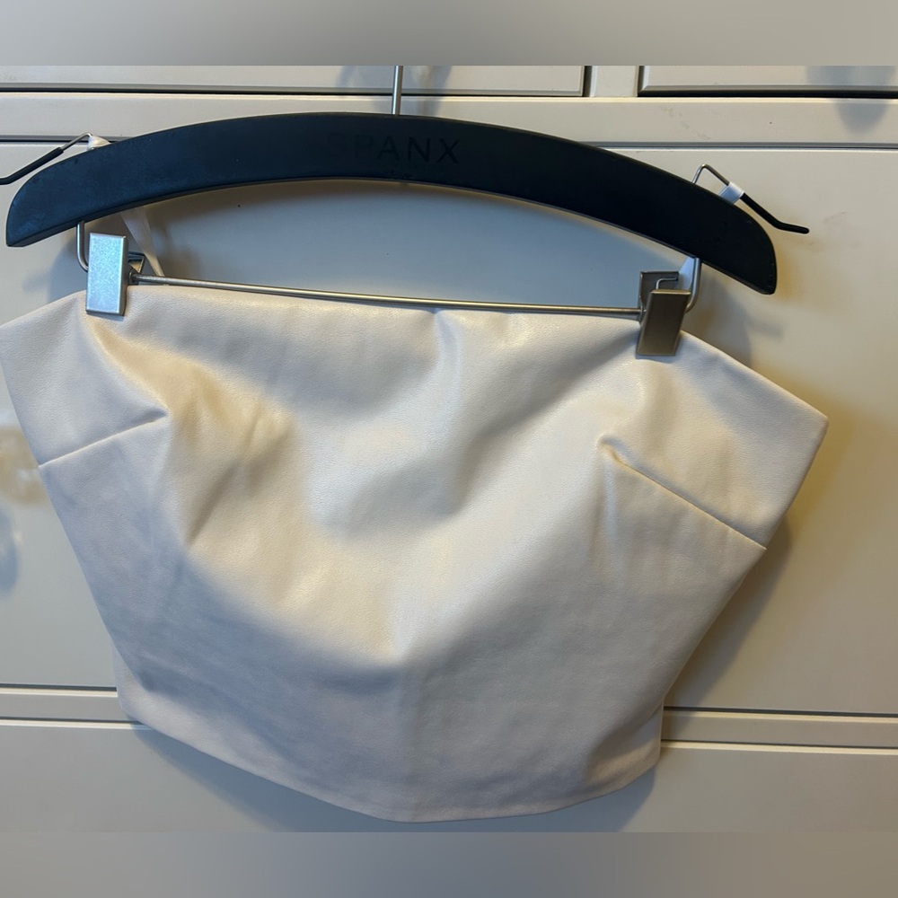 TEN BY Babaton Cream Camisole sleeveless Leather Top Size XXS. Worn Once no tags